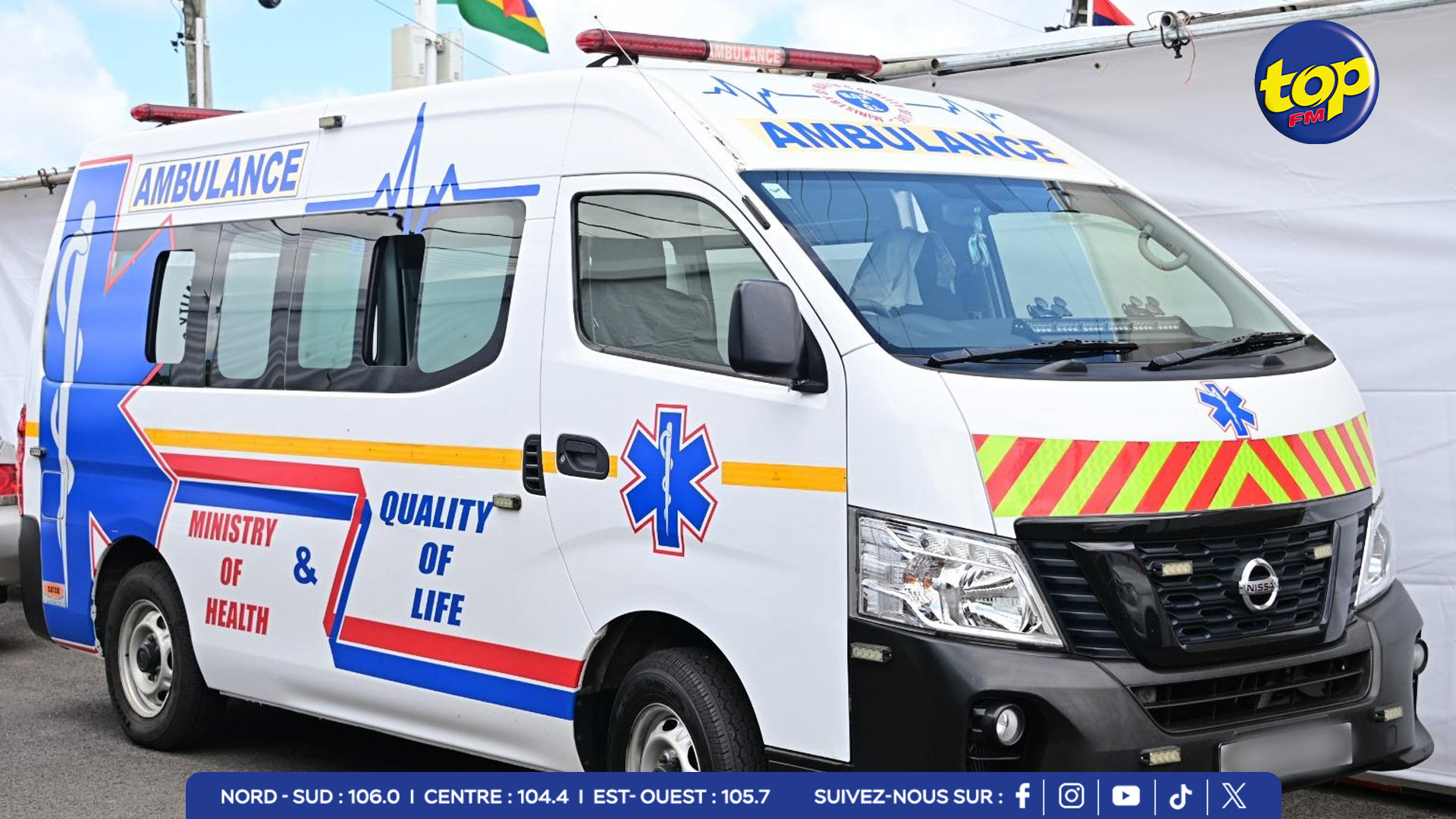 AMBULANCE AMBULANCE