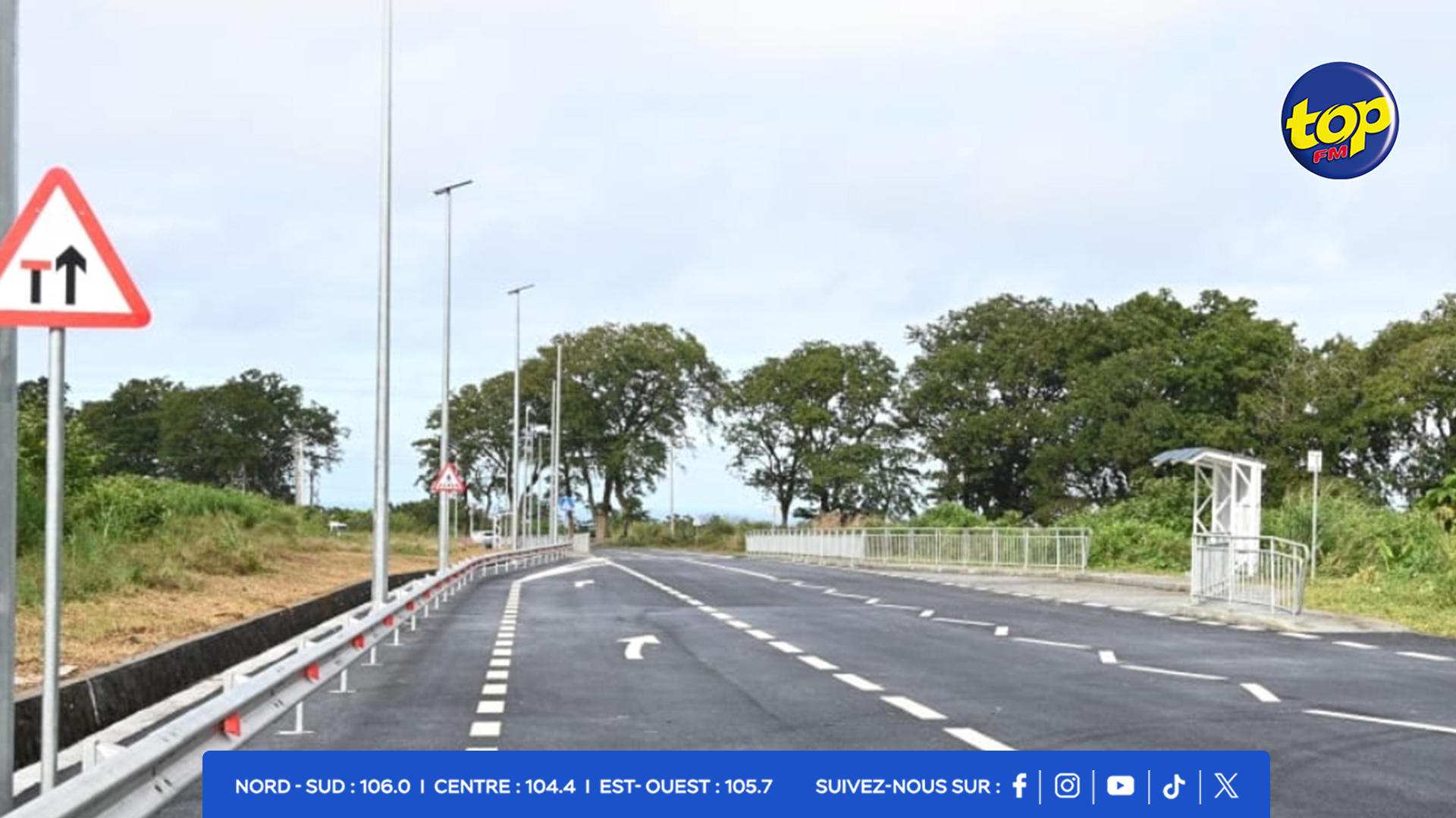 Route-Savanne-(A9) Route-Savanne-(A9)